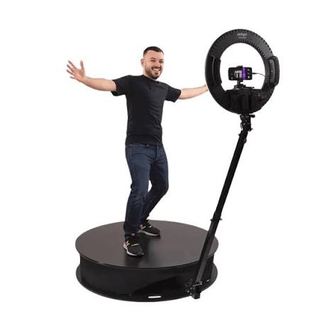 Platformă 360 cu fundal alb